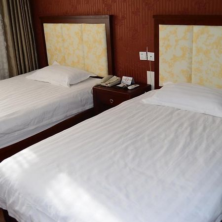 Super 8 Beijing Daxing Huangcun Hotel Exterior photo