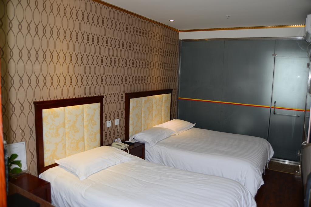Super 8 Beijing Daxing Huangcun Hotel Exterior photo