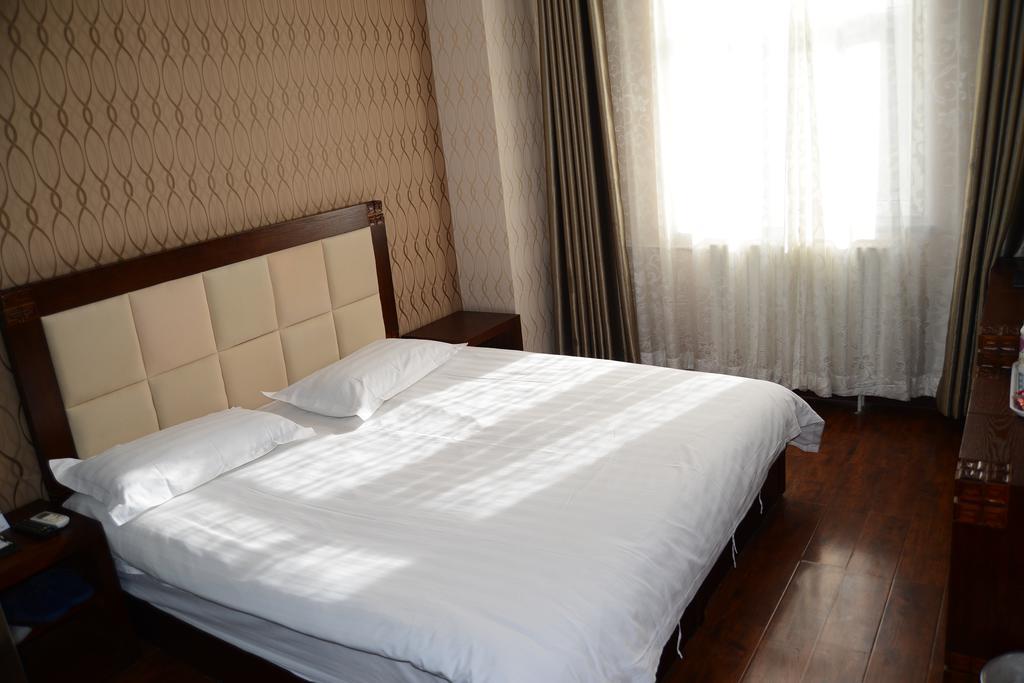 Super 8 Beijing Daxing Huangcun Hotel Exterior photo