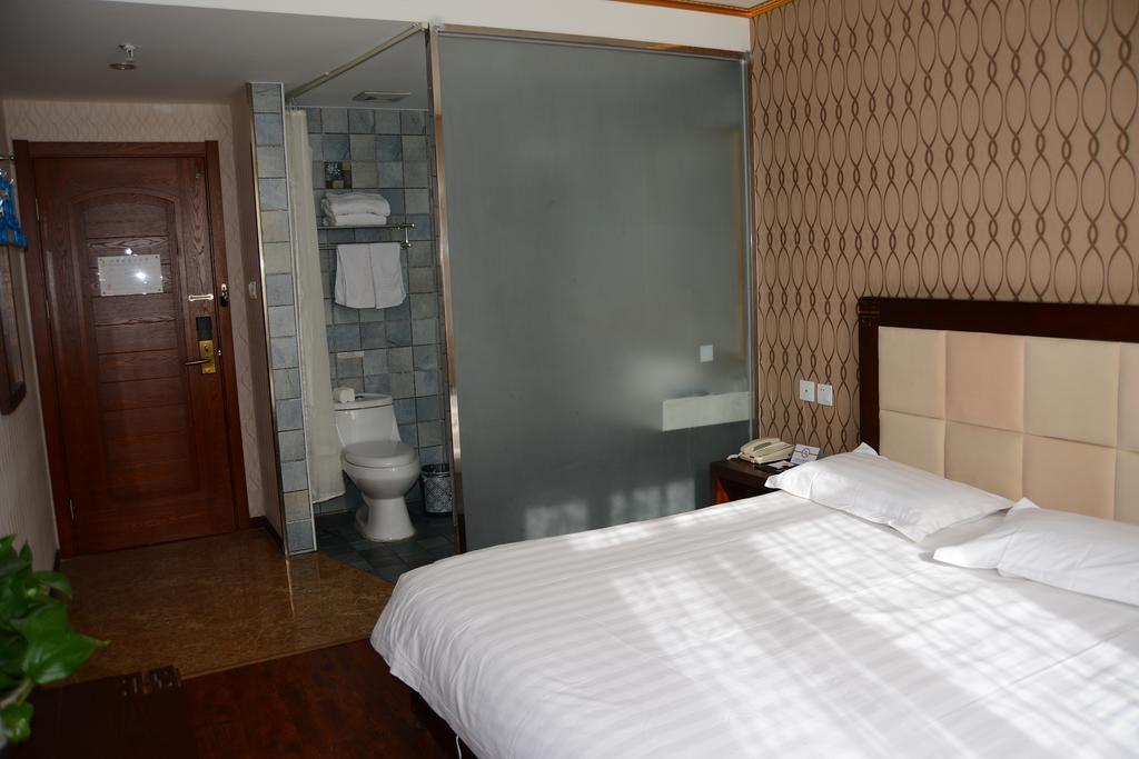 Super 8 Beijing Daxing Huangcun Hotel Exterior photo